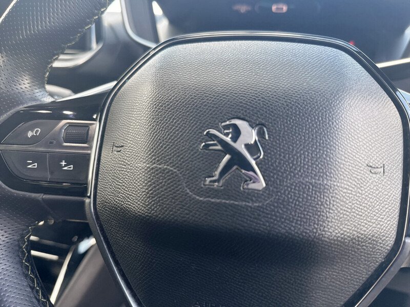 Used Peugeot 208 2022 for sale - 77059728: Photo 31
