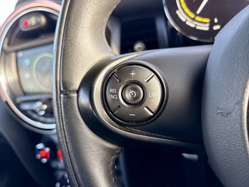 Used MINI Electric Hatch 2021 for sale - 77447105: Photo 31