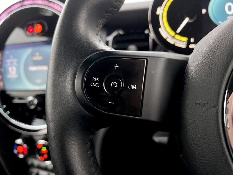 Used MINI Electric Hatch 2021 for sale - 76934944: Photo 30