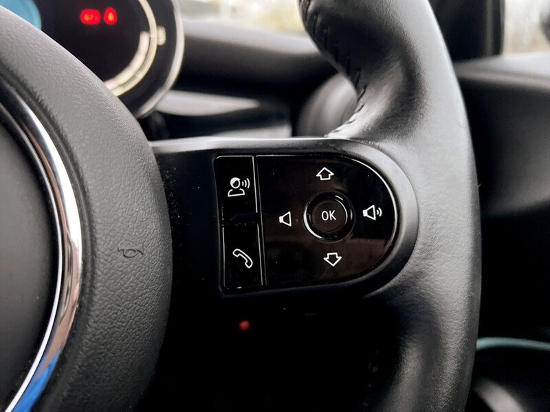 Used MINI Electric Hatch 2021 for sale - 76934944: Photo 32