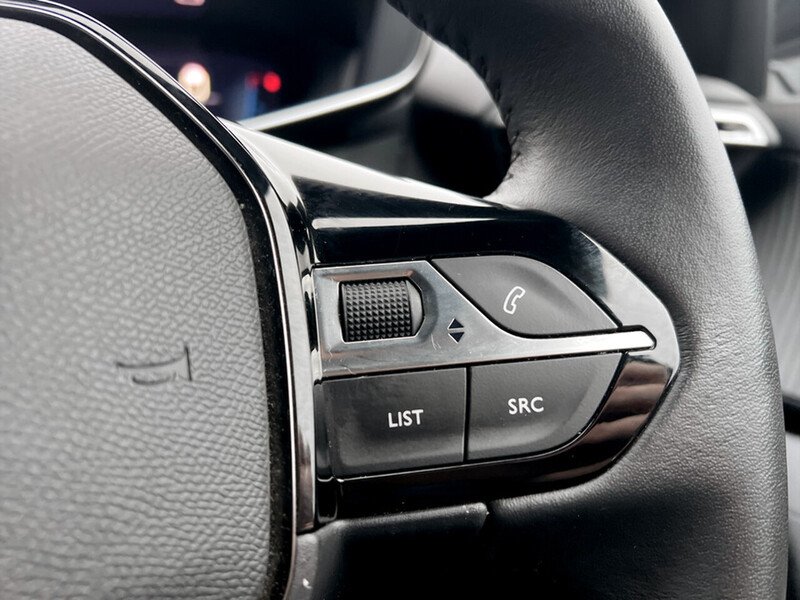 Used Peugeot 2008 2023 for sale - 76877320: Photo 30