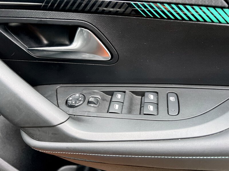 Used Peugeot 2008 2023 for sale - 76877320: Photo 39