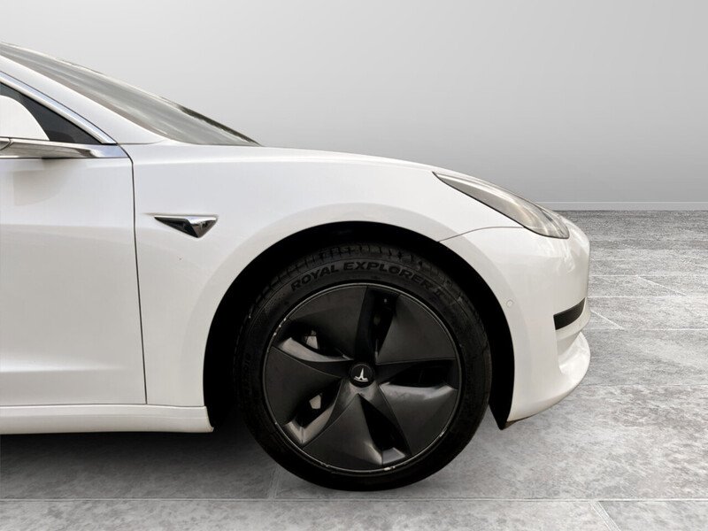 Used Tesla Model 3 2019 for sale - 76396635: Photo 20