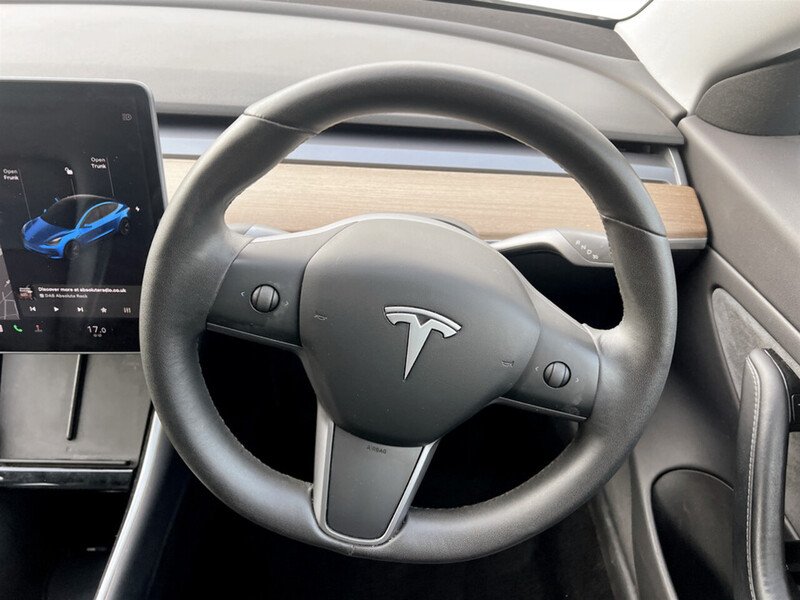 Used Tesla Model 3 2019 for sale - 76396635: Photo 29