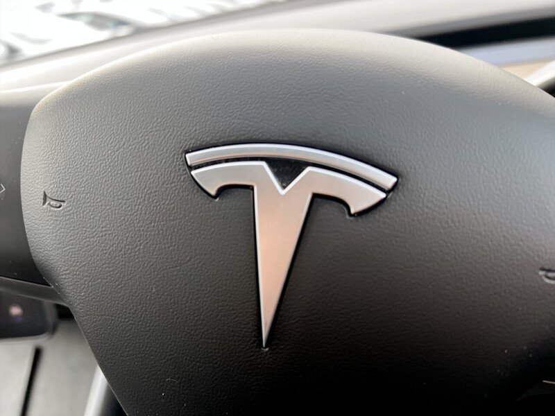Used Tesla Model 3 2019 for sale - 76396635: Photo 30