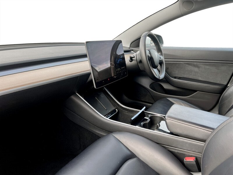 Used Tesla Model 3 2019 for sale - 76396635: Photo 33