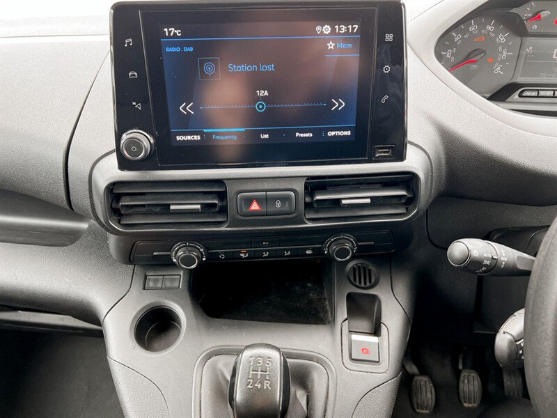 Used Peugeot Partner 2021 for sale - 76686806: Photo 34