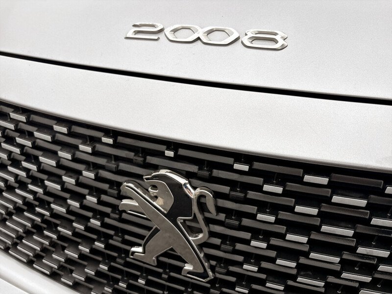 Used Peugeot E-2008 2021 for sale - 77501076: Photo 16