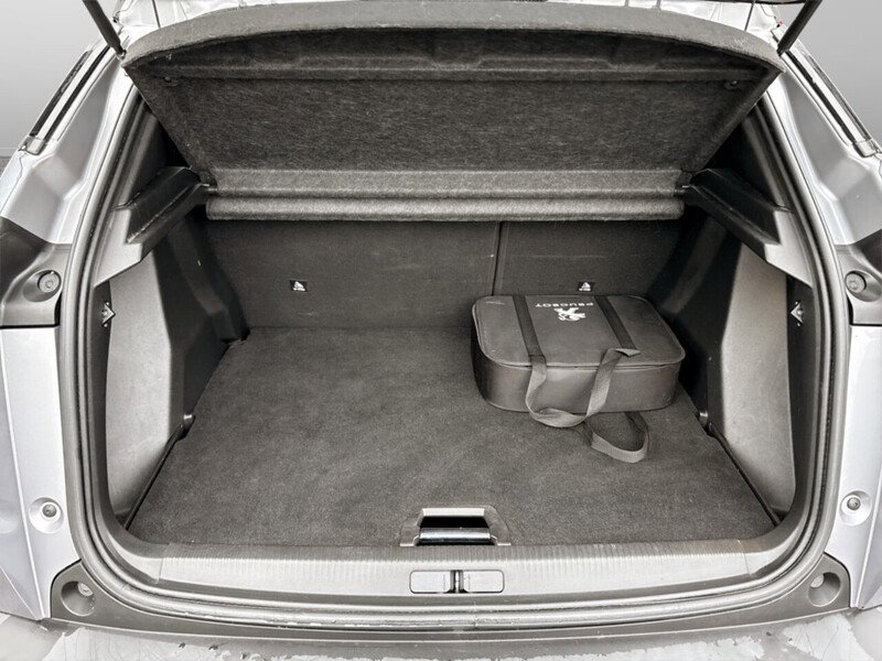 Used Peugeot E-2008 2021 for sale - 77501076: Photo 23