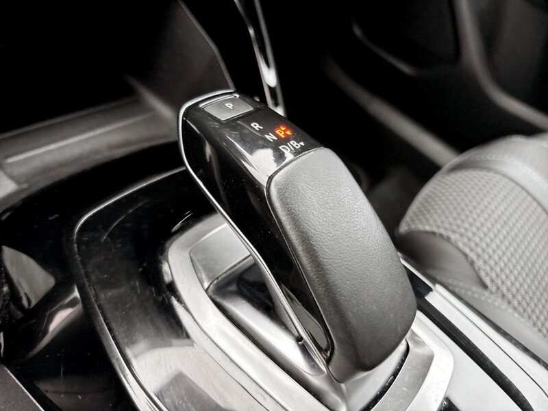 Used Peugeot E-2008 2021 for sale - 77501076: Photo 41