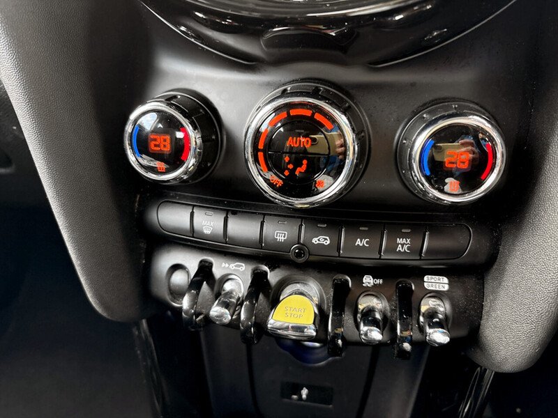 Used MINI Electric Hatch 2023 for sale - 77636865: Photo 40