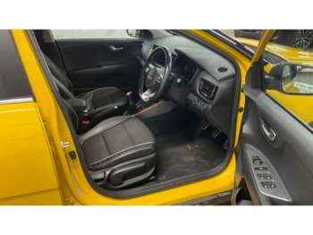 Used Kia Stonic 2022 for sale - 74942704: Photo