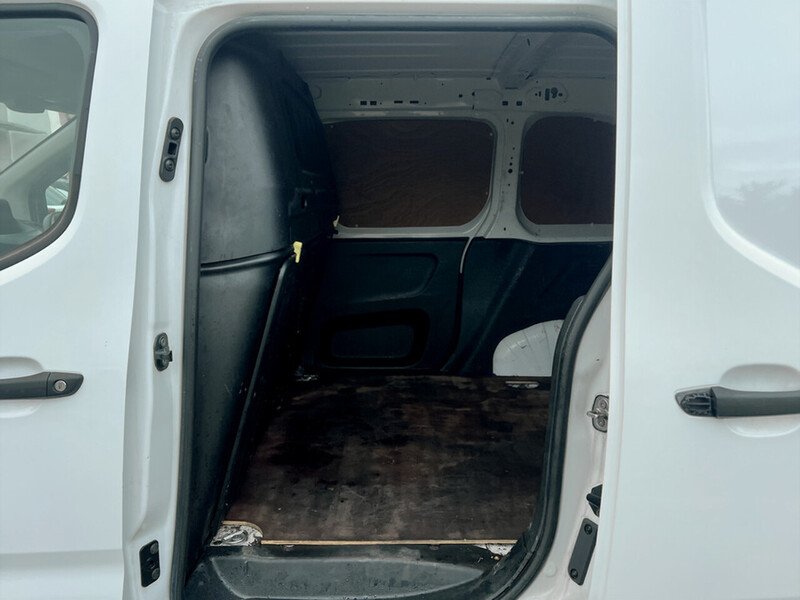 Used Peugeot Partner 2020 for sale - 76449186: Photo 17