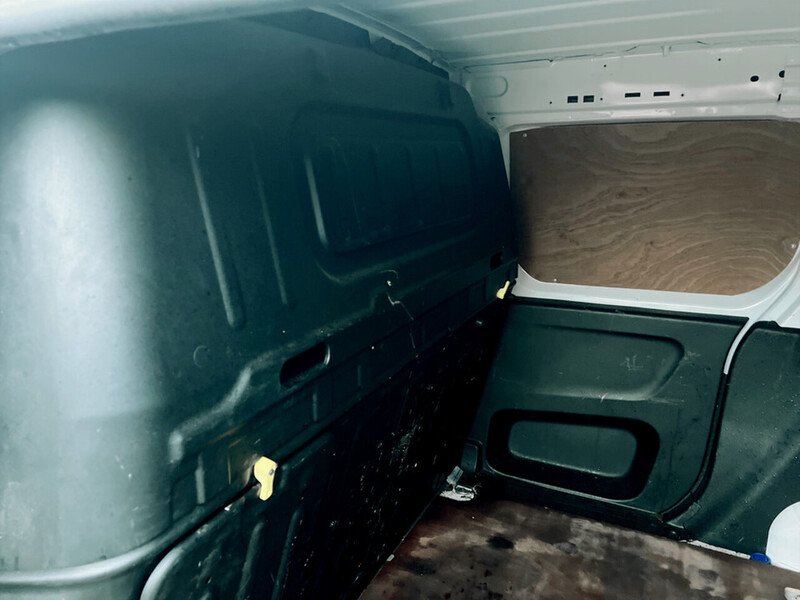 Used Peugeot Partner 2020 for sale - 76449186: Photo 18