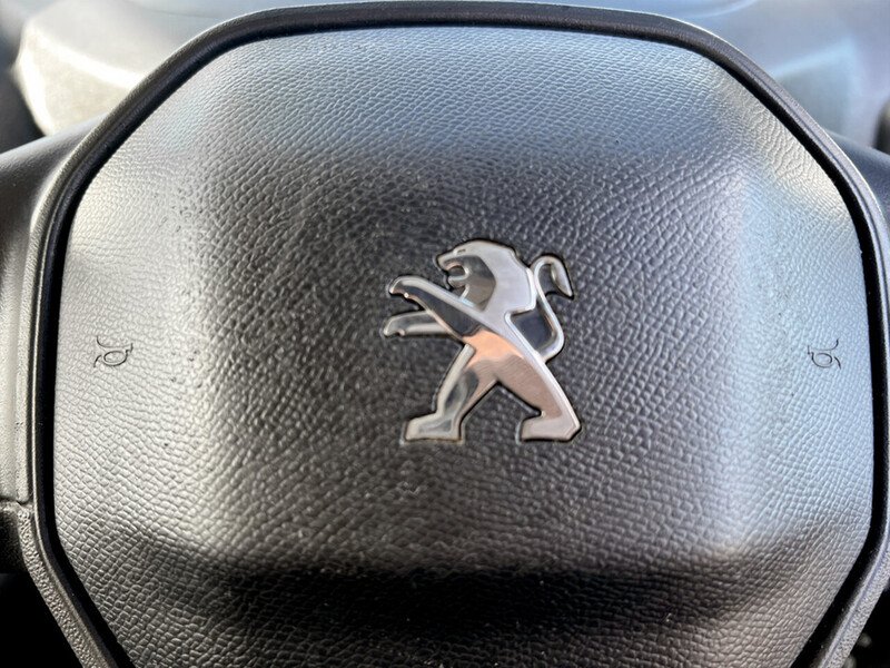 Used Peugeot Partner 2020 for sale - 76449186: Photo 32