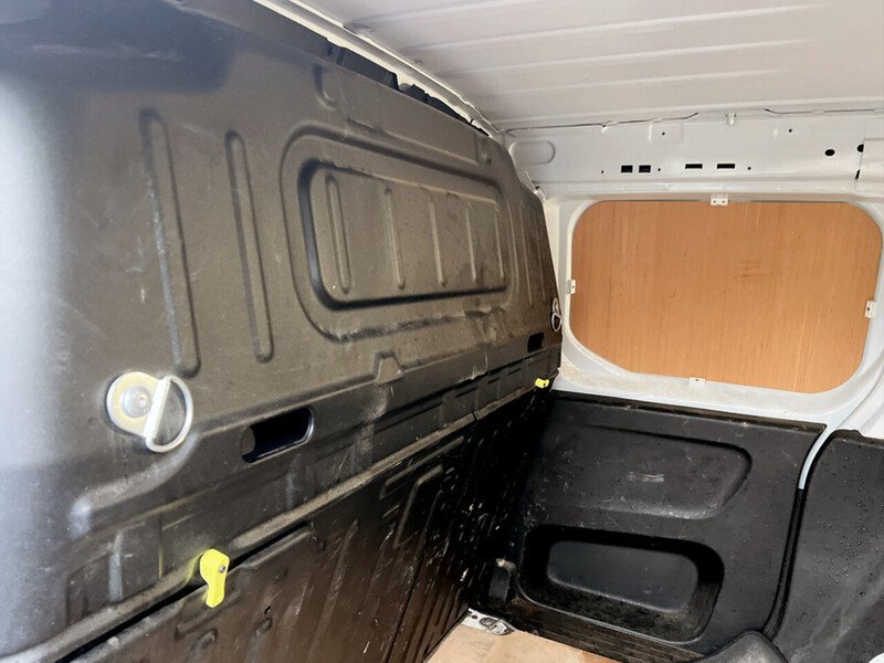 Used Peugeot Partner 2021 for sale - 76490269: Photo 18