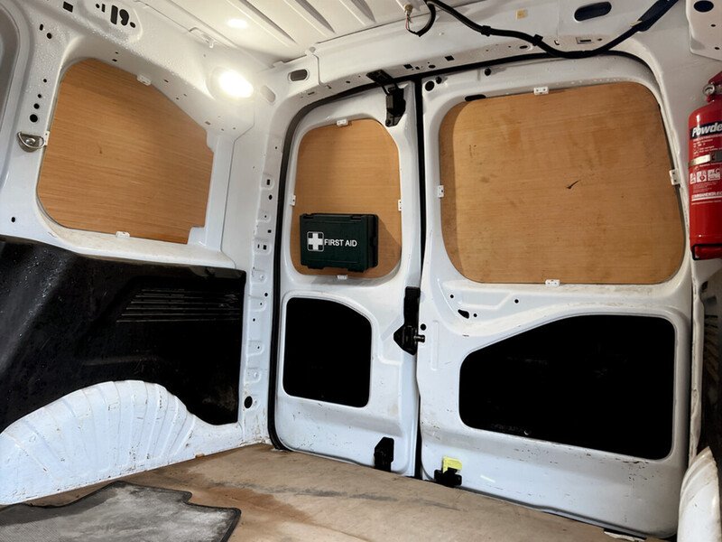 Used Peugeot Partner 2021 for sale - 76490269: Photo 19