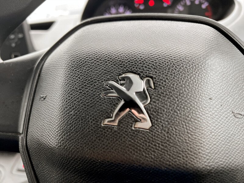 Used Peugeot Partner 2021 for sale - 76490269: Photo 33
