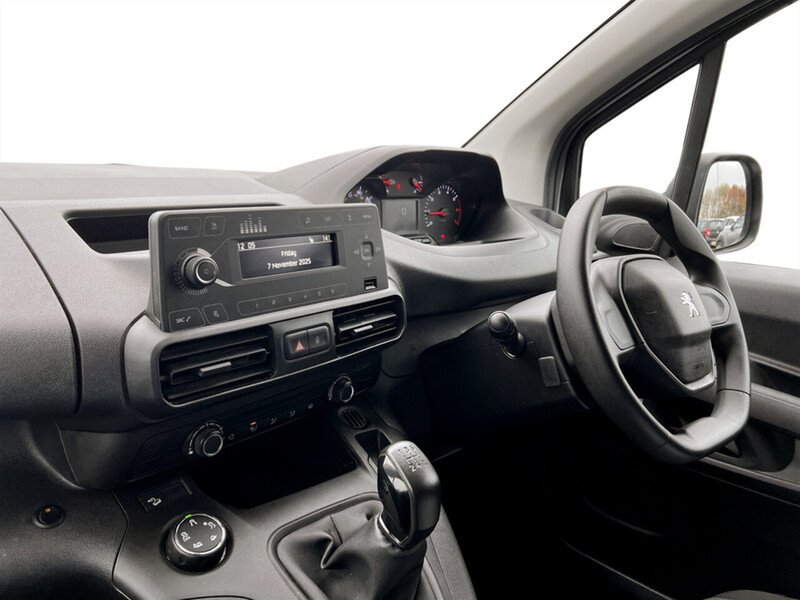 Used Peugeot Partner 2021 for sale - 76490269: Photo 35