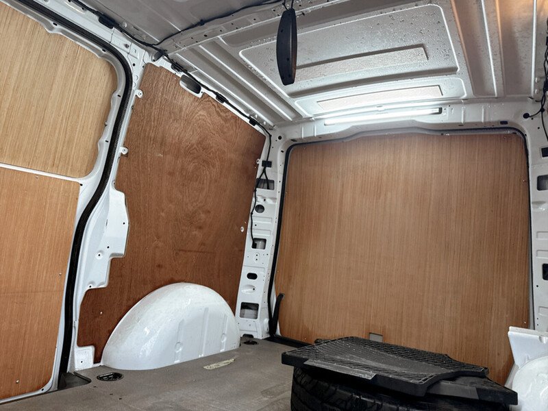 Used Mercedes-Benz Vito 2021 for sale - 77069832: Photo 21