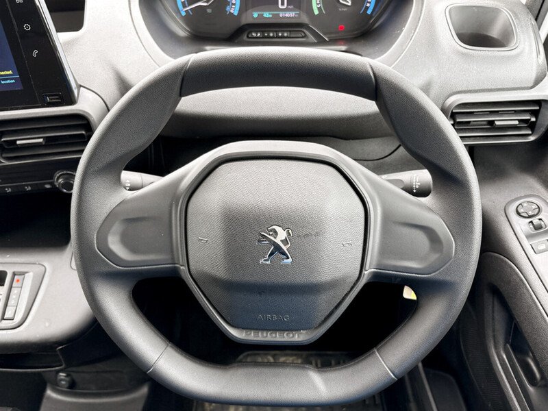 Used Peugeot e-Partner 2023 for sale - 77565834: Photo 28