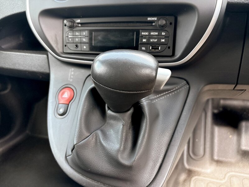 Vehicle 27