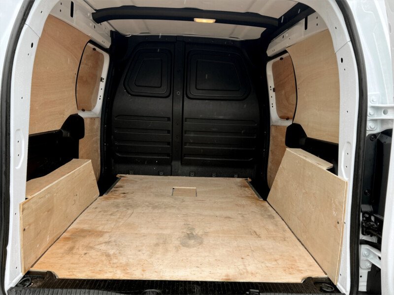 Used Renault Kangoo 2024 for sale - 76643053: Photo 27