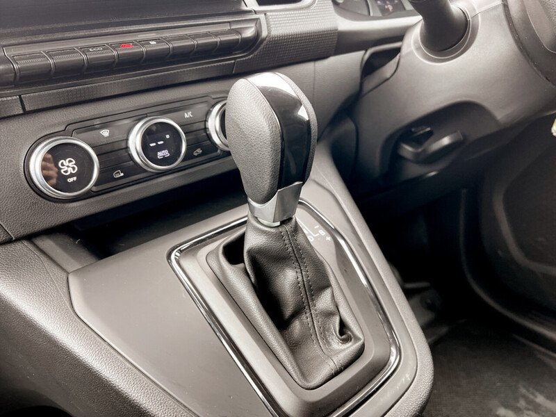 Used Renault Kangoo 2024 for sale - 76643053: Photo 43