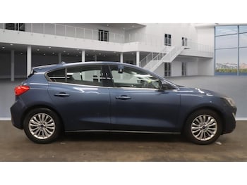 Used Ford Focus 2020 for sale - 76288017: Photo 3