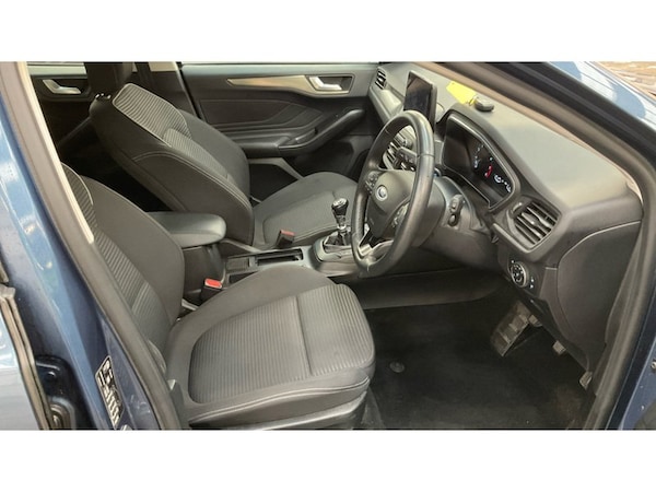 Used Ford Focus 2020 for sale - 76288017: Photo 4