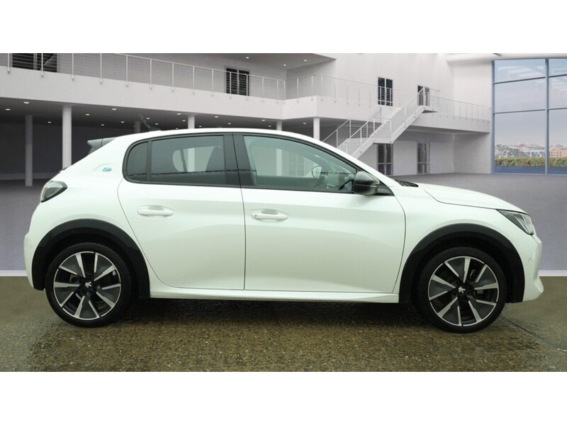Used Peugeot 208 2021 for sale - 77609499: Photo 3