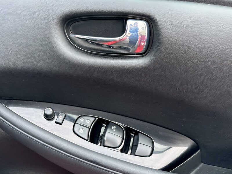 Used Nissan Leaf 2020 for sale - 78010882: Photo 40