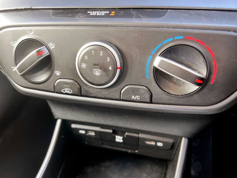 Used Hyundai i20 2022 for sale - 77655786: Photo 38