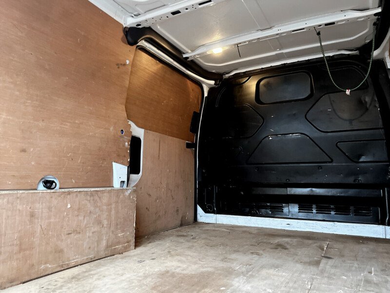 Used Ford Transit Custom 2018 for sale - 76682373: Photo 23