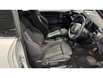 Used MINI Hatch 2021 for sale - 77272317: Photo