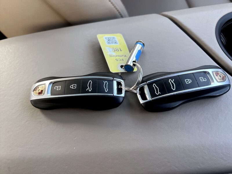 Used Porsche Taycan 2022 for sale - 76950855: Photo 48