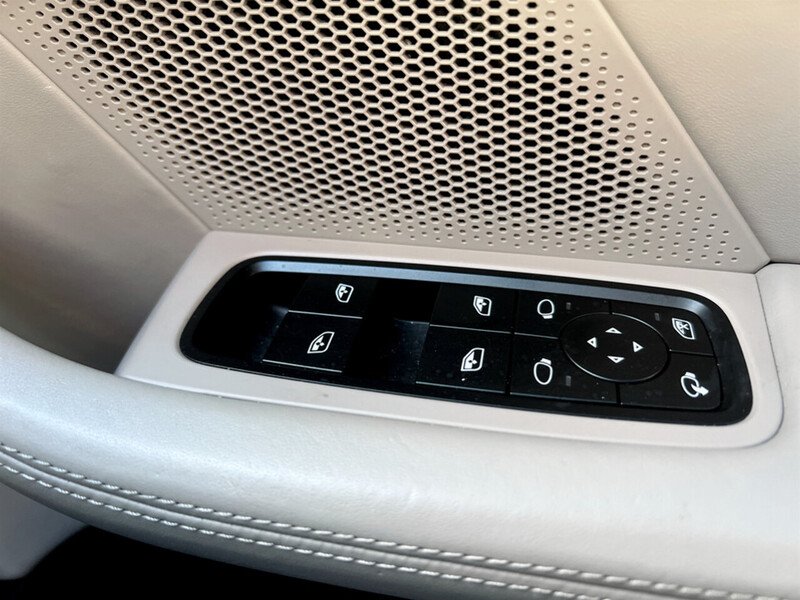 Used Porsche Taycan 2022 for sale - 76950855: Photo 60