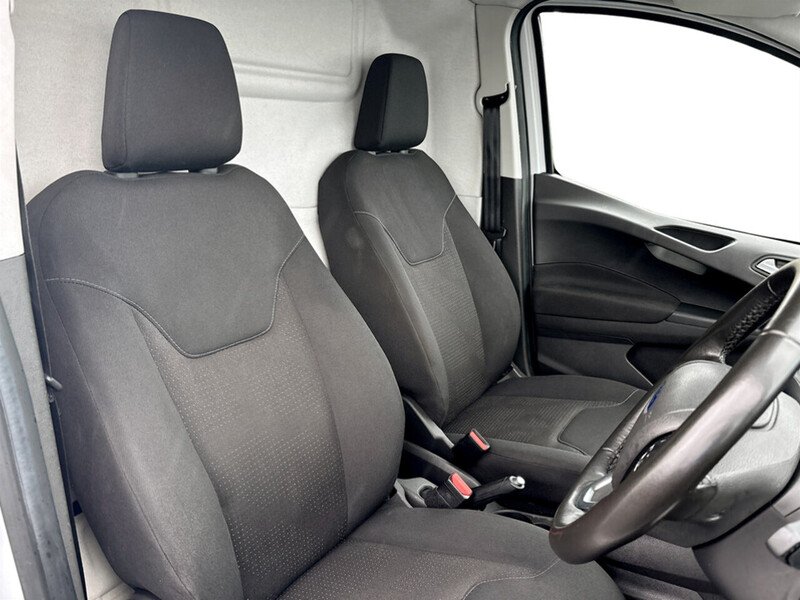 Used Ford Transit Courier 2020 for sale - 77535516: Photo 10
