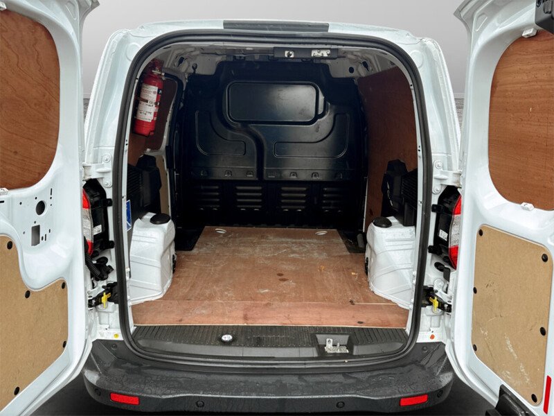 Used Ford Transit Courier 2020 for sale - 77535516: Photo 24