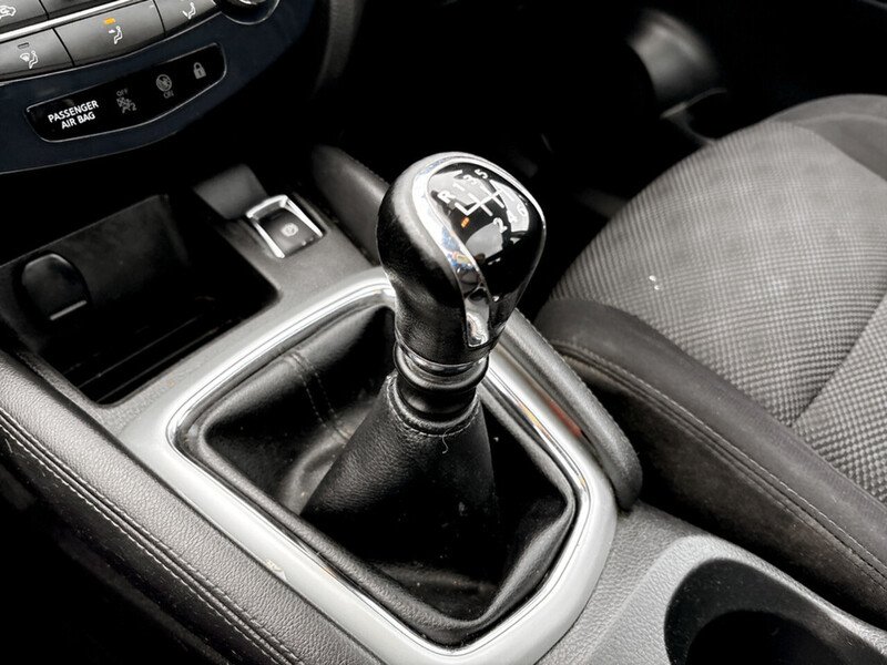 Used Nissan Qashqai 2017 for sale - 77636863: Photo 34