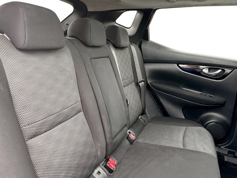 Used Nissan Qashqai 2017 for sale - 77636863: Photo 36