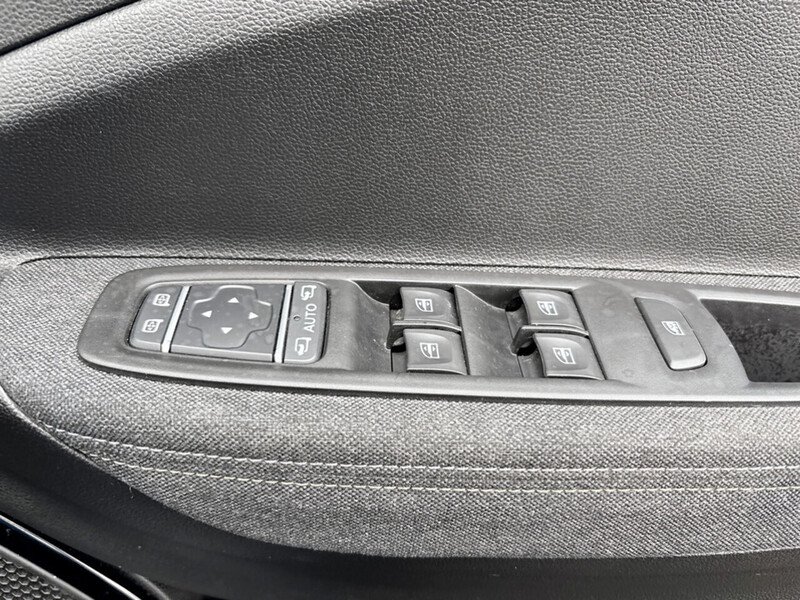 Used Renault Zoe 2023 for sale - 77313778: Photo 41