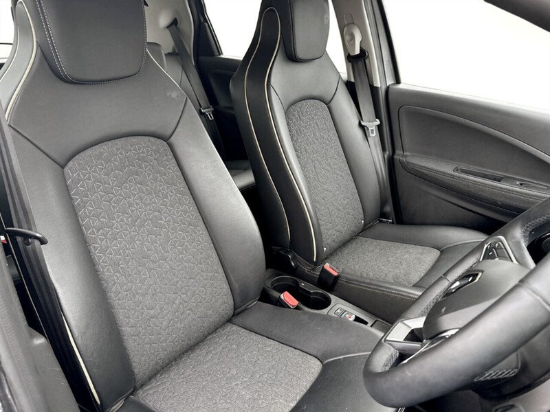 Used Renault Zoe 2023 for sale - 77313778: Photo 9