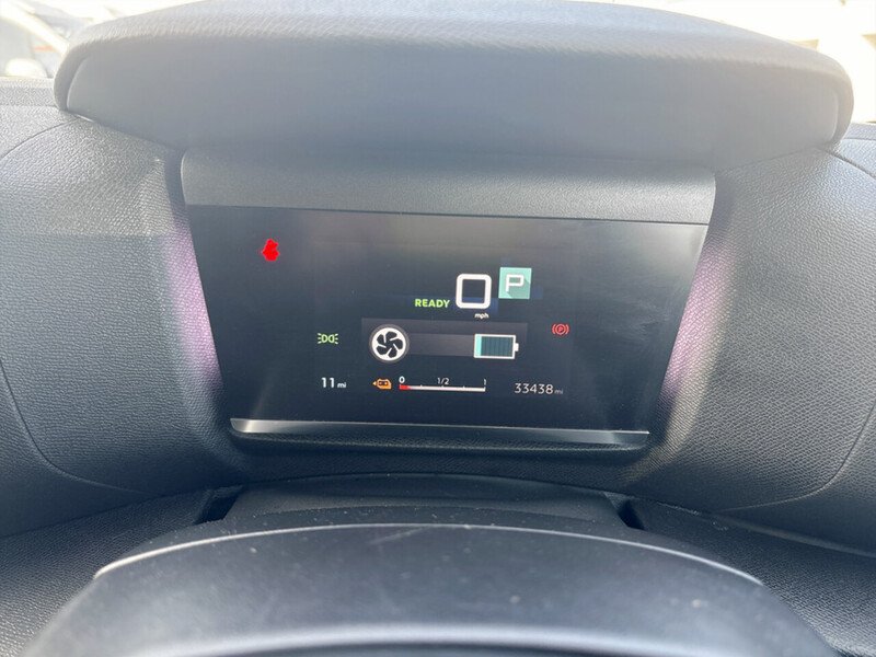 Used Citroen e-C4 2022 for sale - 77250874: Photo 32