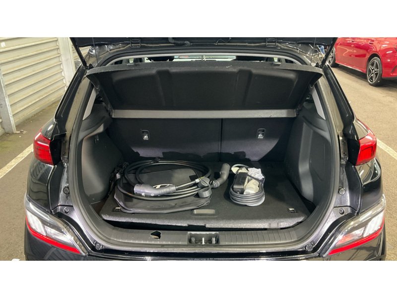 Used Hyundai KONA 2023 for sale - 77250861: Photo 7