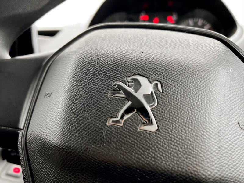 Used Peugeot Partner 2021 for sale - 76564867: Photo 35