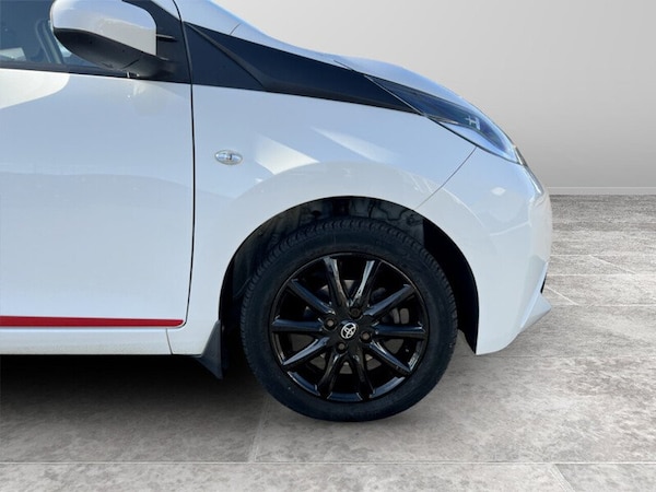Used Toyota AYGO 2018 for sale - 76126049: Photo 19