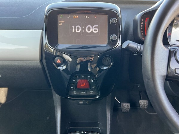Used Toyota AYGO 2018 for sale - 76126049: Photo 35
