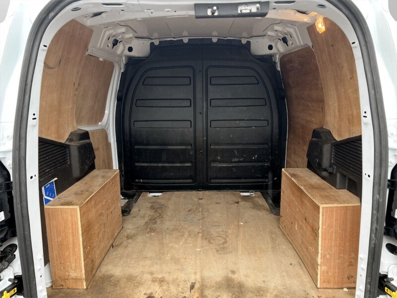 Used Ford Transit Courier 2021 for sale - 76682382: Photo 20