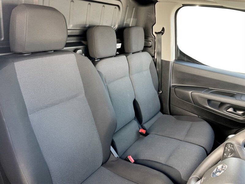 Used Vauxhall Combo 2021 for sale - 76564869: Photo 9